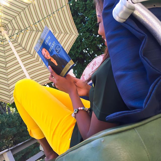 When I got home from work, @JoeHenry2012 had set up the perfect little outdoor reading spot for me and he didn't even know it. He is the best! #ThenIFellAsleep #HappySaturday #ILoveSummer 😊☀️📖