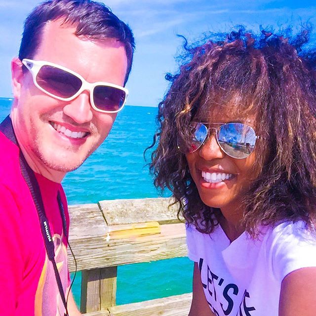 😍🌊👙🌴☀️😜