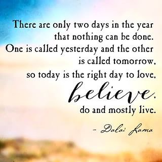 #HappyMonday #QOTD ☀️